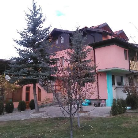 Villa Lilia Aprilți Exterior foto
