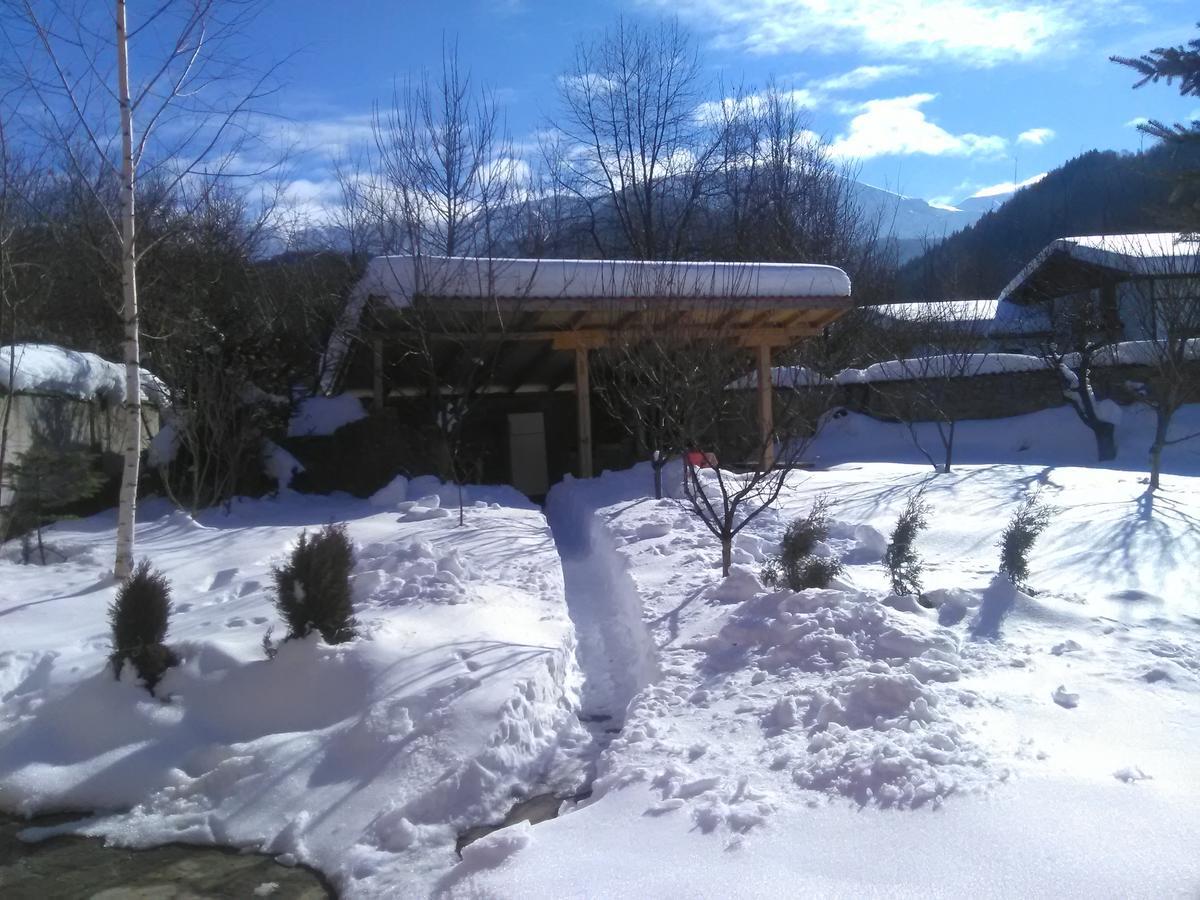 Villa Lilia Aprilți Exterior foto